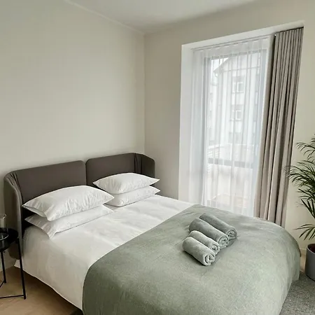아파트 Brand New Centre Apartment, Free Parking Spot 탈린