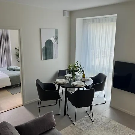 Brand New Centre Apartment, Free Parking Spot * 탈린