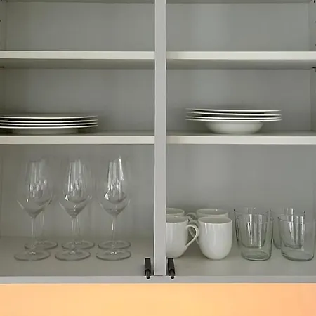 아파트 Brand New Centre Apartment, Free Parking Spot