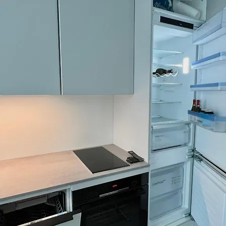 Apartament Brand New Centre Apartment, Free Parking Spot *